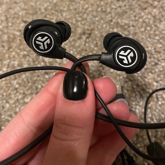Bnwot Jlab Fit Sport Wireless Earbuds 